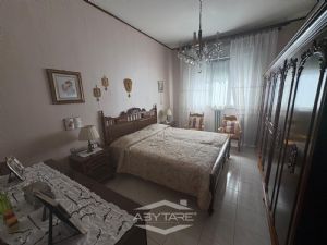 5 LOCALI IN ZONA MIRAFIORI SUD