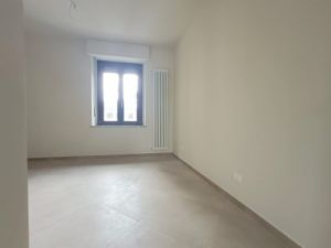 Appartamento trilocale vuoto in affitto