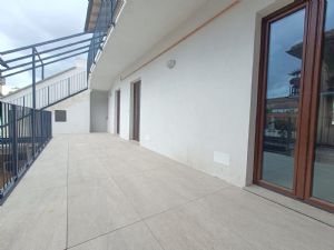 Appartamento trilocale vuoto in affitto