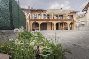 Casa semi-indipendente vendita Moncalieri Strada Barauda
