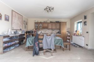 Casa semi-indipendente vendita Moncalieri Strada Barauda