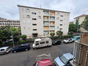 BILOCALE APPENA RISTRUTTURATO IN ZONA OSPEDALI
