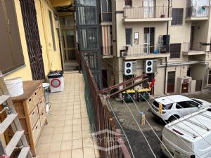 BILOCALE APPENA RISTRUTTURATO IN ZONA OSPEDALI