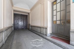 4 locali ristrutturato a nuovo! ad. Piazza Vittorio