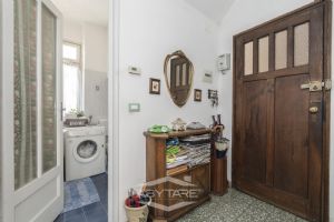 3 locali vendita Torino Via Alla Parrocchia 2