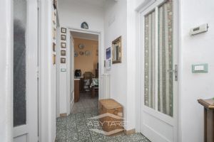 3 locali vendita Torino Via Alla Parrocchia 2