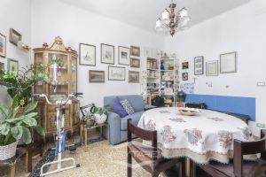 3 locali vendita Torino Via Alla Parrocchia 2