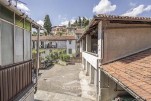 3 locali vendita Torino Via Alla Parrocchia 2