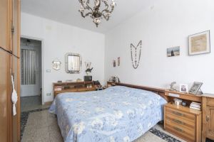 3 locali vendita Torino Via Alla Parrocchia 2