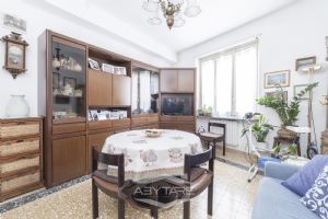 3 locali vendita Torino Via Alla Parrocchia 2