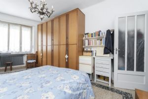 3 locali vendita Torino Via Alla Parrocchia 2