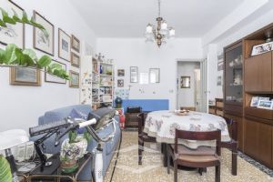 3 locali vendita Torino Via Alla Parrocchia 2