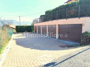 QUADRILOCALE CON BOX DOPPIO E POSTO AUTO