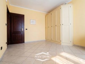 QUADRILOCALE CON BOX DOPPIO E POSTO AUTO