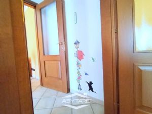 QUADRILOCALE CON BOX DOPPIO E POSTO AUTO