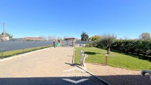 Casa indipendente su 4 lati con giardino e cortile privato