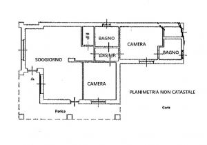 Casa indipendente su 4 lati con giardino e cortile privato