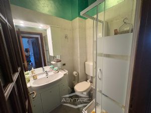 AMPIO QUADRILOCALE IN BUONO STATO INTERNO
