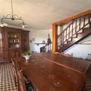 Cascina ex B&B ristrutturata con due unità abitative e oltre 26.000 mq di terreni