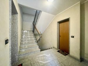 Ampio bilivello con terrazzi in palazzina recente