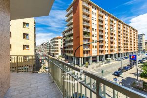 Eleganza e design - Alloggio di ampia metratura Piazza Montanari nuovo!