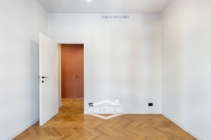 Eleganza e design - Alloggio di ampia metratura Piazza Montanari nuovo!