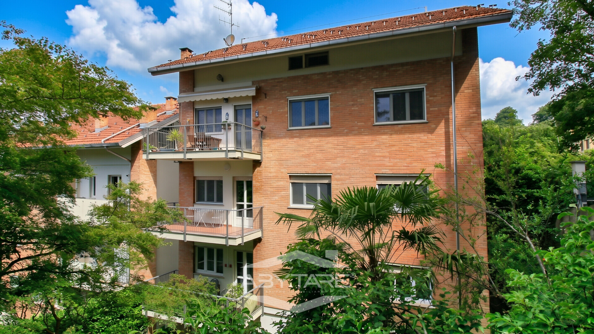 Elegante appartamento con mansarda Torino precollina