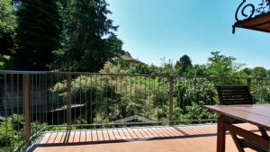 Elegante appartamento con mansarda Torino precollina