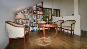 Elegante appartamento con mansarda Torino precollina