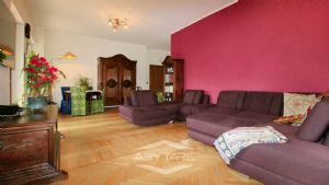 Elegante appartamento con mansarda Torino precollina