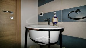 Elegante appartamento con mansarda Torino precollina