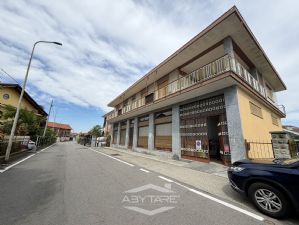 Locazione magazzino Strada Tetti Piatti 78, Moncalieri