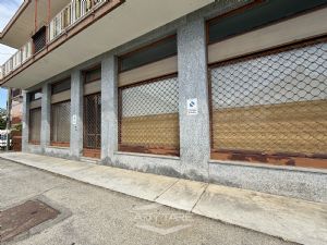 Locazione magazzino Strada Tetti Piatti 78, Moncalieri