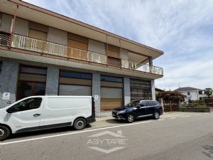 Locazione magazzino Strada Tetti Piatti 78, Moncalieri