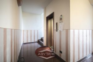 ESCLUSIVO APPARTAMENTO IN ZONA COLLINARE