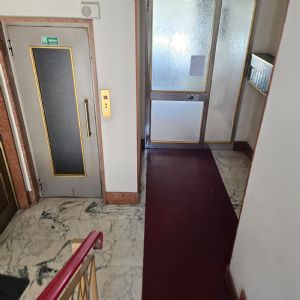 Via Vittoria 42