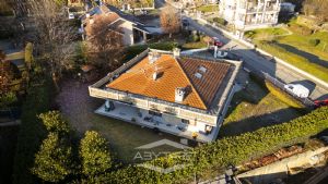 Druento villa indipendente con giardino zona Misterletta