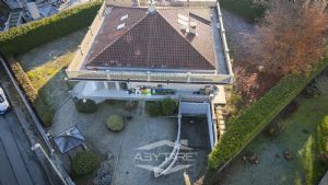 Druento villa indipendente con giardino zona Misterletta