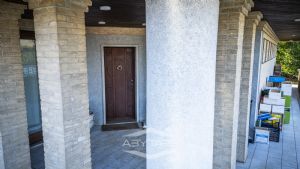 Druento villa indipendente con giardino zona Misterletta