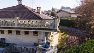 Druento villa indipendente con giardino zona Misterletta