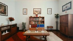 PENULTIMO PIANO CON TRIPLA ESPOSIZIONE, BOX AUTO E GRANDE LUMINOSITÀ