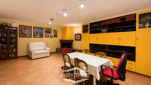 Villetta a schiera indipendente tre lati