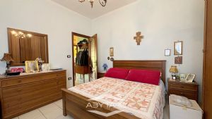 Appartamento piano rialzato in bifamiliare a Carignano