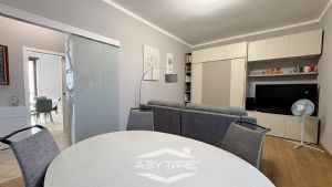 Appartamento ristrutturato in bifamiliare con giardino