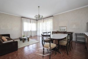 ampio alloggio con terrazzo - libero subito