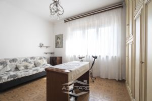 ampio alloggio con terrazzo - libero subito