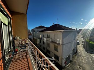 Trilocale ristrutturato con riscaldamento a pavimento in zona Superga