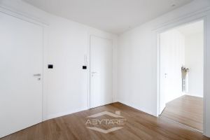 MAI ABITATO - TRILOCALE CON CUCINA COMPLETA E BAGNO INCLUSI