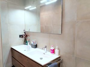 QUADRILOCALE CON BOX AUTO INCLUSO NEL PREZZO !