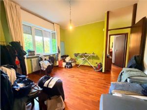 REVIGNANO – DUE CASE IN UNA, INDIPENDENZA E SPAZIO A POCHI MINUTI DA ASTI